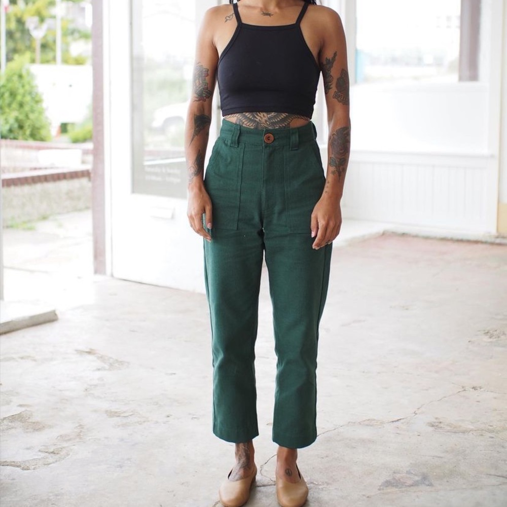 Beaton Linen - Utility Pant in Forest Green.